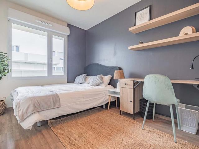 Cozy 12 m² co living room in Bordeaux BO37