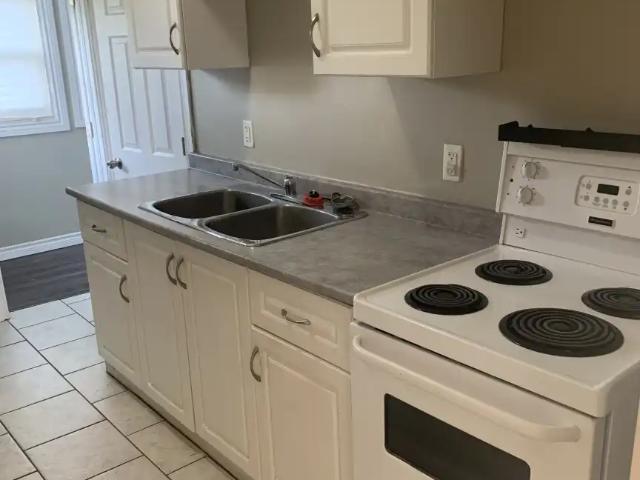 Cozy 1 Bedroom Unit!