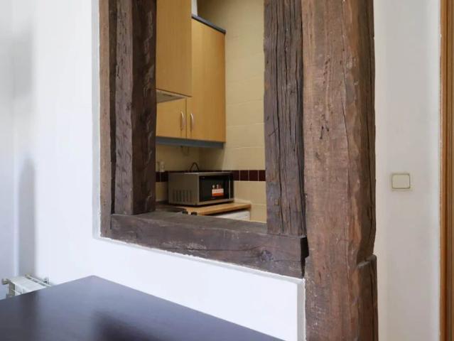 Cozy 1 bedroom apartment near Plaza Mayor in Centro