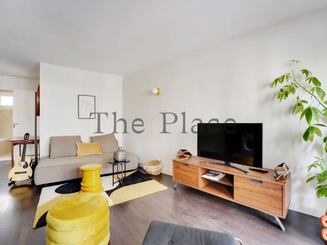 Cozy 1 Bedroom Apartment with Terrace in Neuilly – Near La Défense