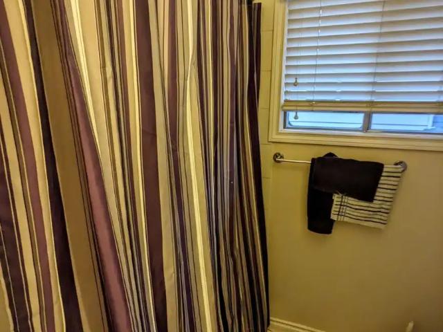 Cozy 1 Bedroom in Glenbrook