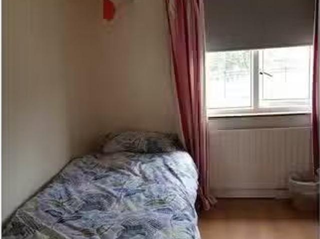 Unique 1 BR Comfortable room in shared apartment in North Cent.