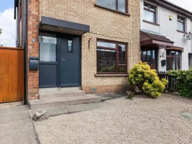 For Rent! 1 Moyadam Park
