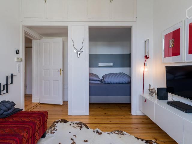 Cozy 1 Room Apartment with great link to public transport U9 and S1 Berlin Steglitz, Berlin Amsterdam Apartments for Rent