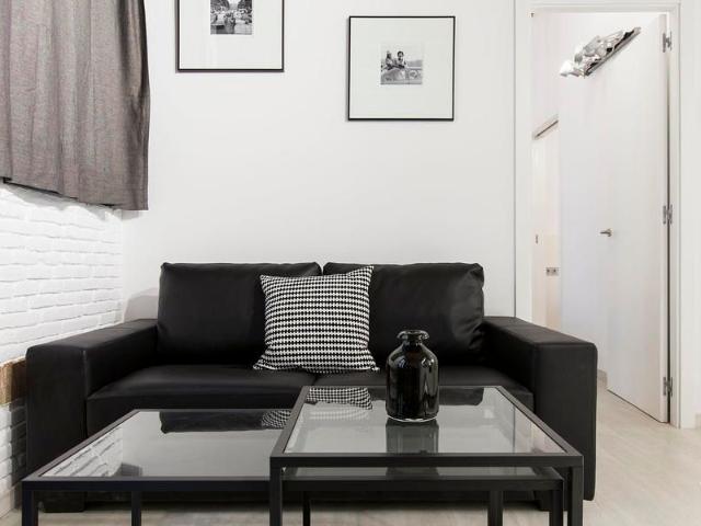 Cozy 2 Bedroom Apartment on Passeig del Born