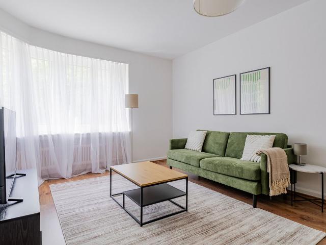 Cozy 2 Bedroom Furnished Apartment in Hottingen, Zurich Amsterdam Apartments for Rent