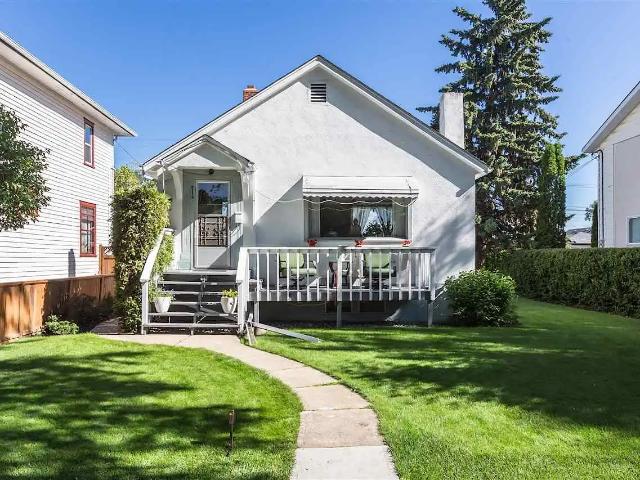 Cozy 2 Bedroom home WITH HEATED GARAGE STUDIO near Millcreek Ravine