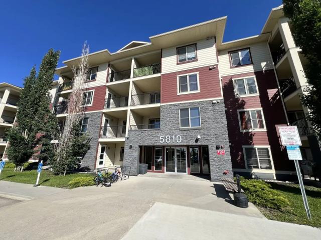 Cozy 2 bedroom mainfloor condo