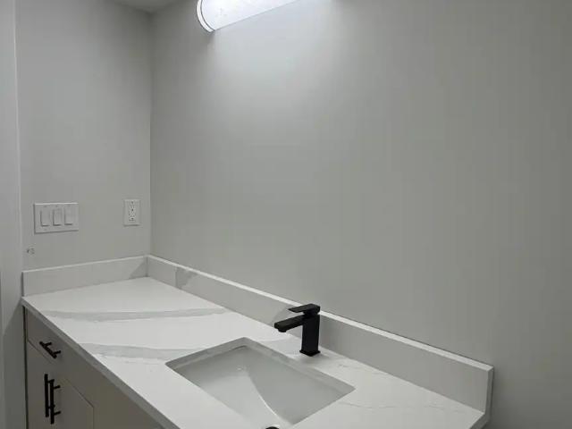 Cozy 2 Bedroom Secondary Basement Suite in a Serene Environment