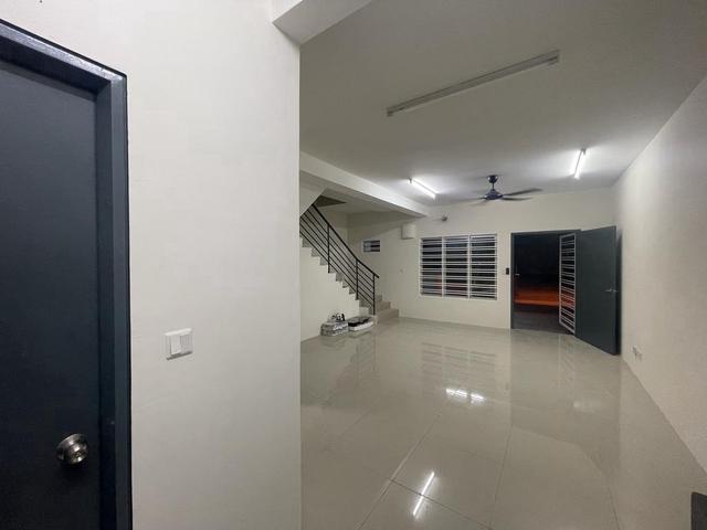 Cozy 2 storeys corner lot for rent in Kita Bayu Cybersouth Cyberjaya