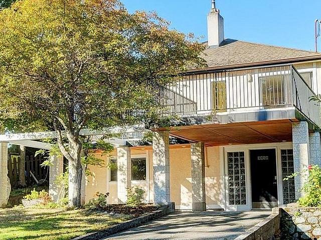 Cozy 3 beds 1 Bath Student Suite In Gordon Head – Walk To Uvic &