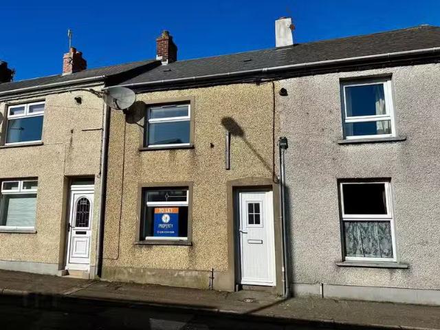 Nice 3 BR 14 Lower Waterloo Road