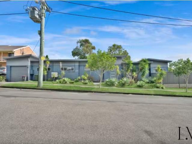 Nice 41 Leonora Parade, Waratah West House for rent Listed by.