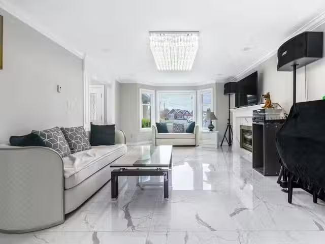 Nice 5 BR House for rent in Richmond, Richmond, 9840 Southgate.