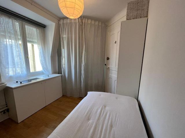 Cozy 7th Floor Studio with AC near Montsouris Park