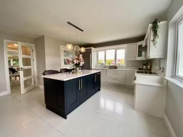Cloughoolia, Sixmilebridge, Oatfield, Co. Clare, V95RK52 is fo.