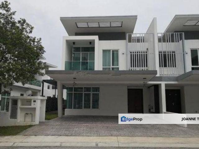 Clover Garden Residence