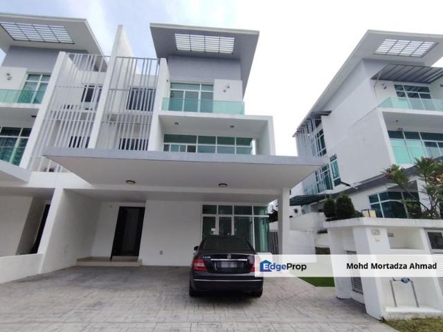 Clover Garden Residence
