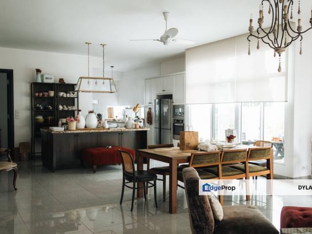 Clover Garden Residence