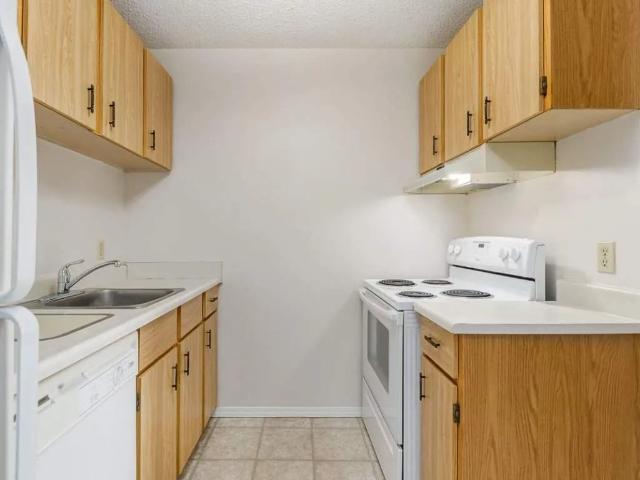 Clover Meadows 1 Bedroom Apartment for Rent at 5 Russell Dr, Yorkton, SK S3N 3V5