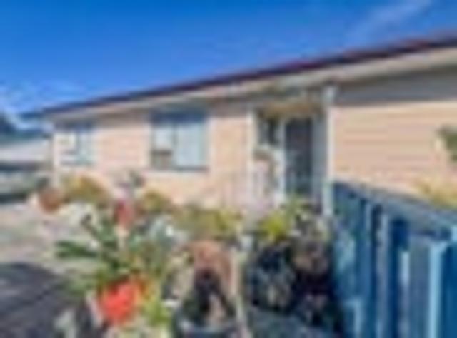 Clover Park, 5 bedrooms, $850 pw
