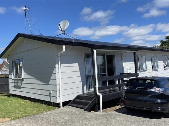 clover park, 3 bedrooms