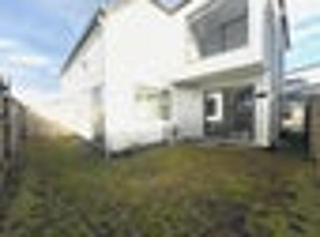 Clover Park, 3 bedrooms, $725 pw