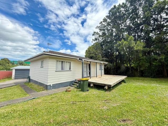 Clover Park, 3 bedrooms