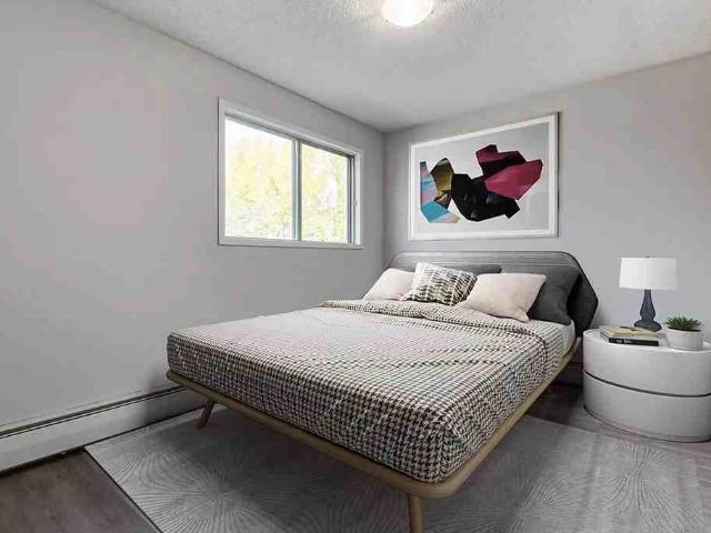 Cloverdale Manor Studio Apartment for Rent at 305 Fietz St, Yorkton, SK S3N 3P6