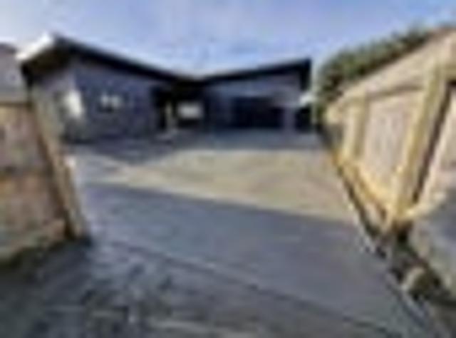 Cloverlea, 3 bedrooms, $650 pw