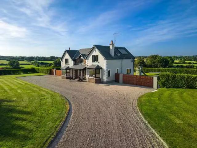 Clonmines, Wellingtonbridge, Garrycullen, Co. Wexford, Y35X438.