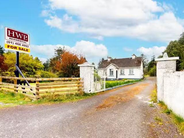 Clonnageeragh, Castlepollard, N91YX82 is for sale