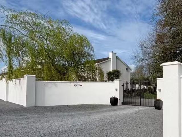 Clonshara, Kilcreene, Kilkenny, Co. Kilkenny, R95RX56 is for s.