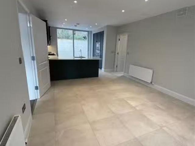 Clontarf, Dublin 3, Dublin, D03 N7F6