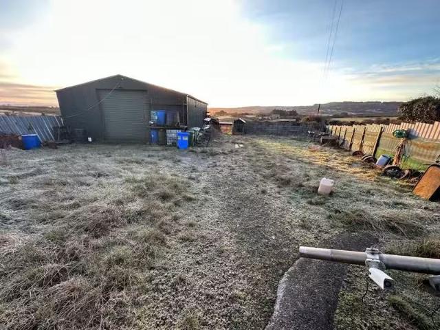 Clontra West, Sixmilebridge, Oatfield, Co. Clare, V95V974 is f.