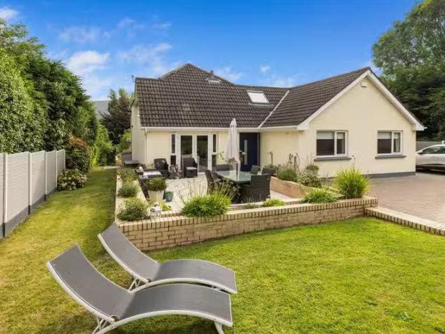 Cloona, Glencap Road, Kilmacanogue, Co. Wicklow, A98DW72 is fo.