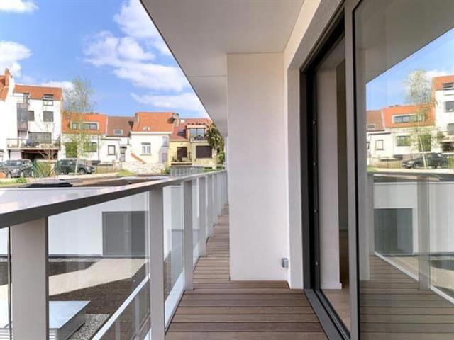Close to Tomberg metro station