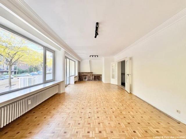 close to Tomberg and all amenities