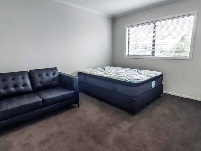 Close to Waikato Hospital Don't Miss Out!