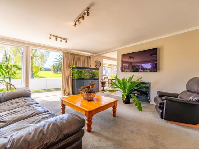 Close to Caroline Bay
