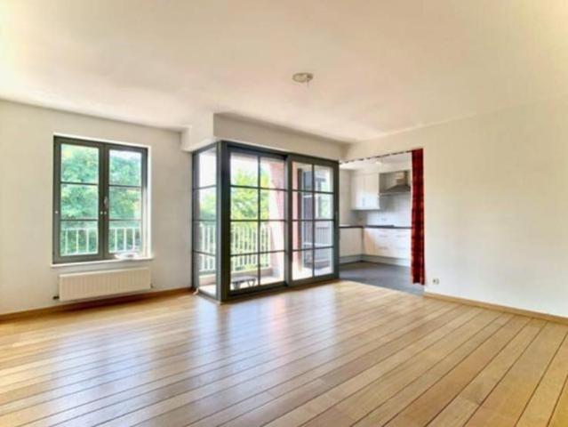 Close to Montgomery and the Cinquantenaire Park!