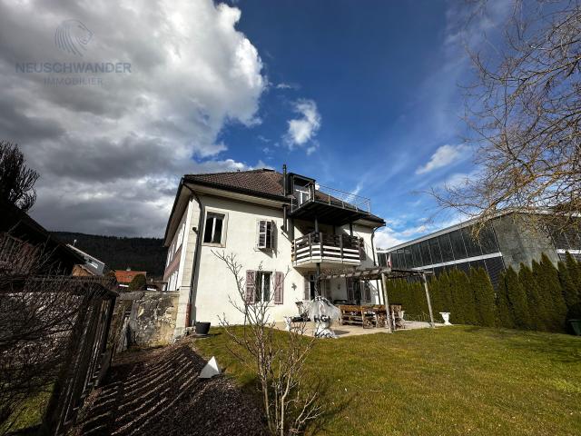 Close to nature with a lovely balcony | dreamo. Ch