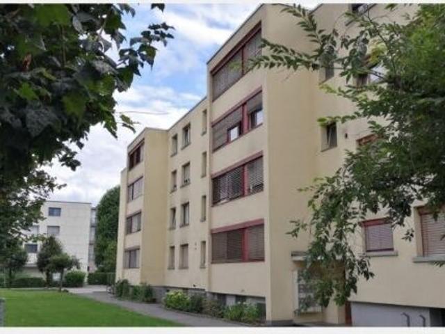 Close to SBB, old town, BZZ + sports facilities