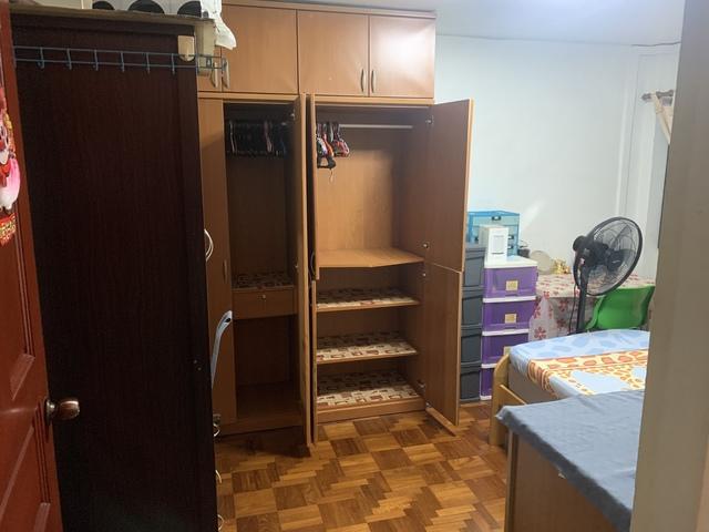 Close proximity to shopping mall, MRT, Bus Stop, CBD, Sentosa and IKEA