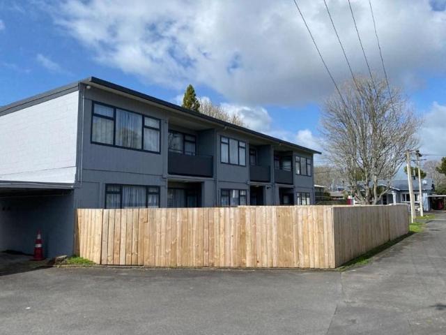 claudelands, 2 bedrooms