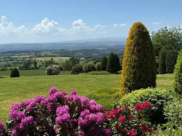 Clavières 15320 Achat / Vente maison 14 pièces t14 terrasse parking