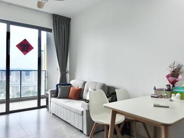 Clavon Condominium For Sale, $1,478,000, 2 Bed 1 Bath 678 sqft $2,180.00 psf