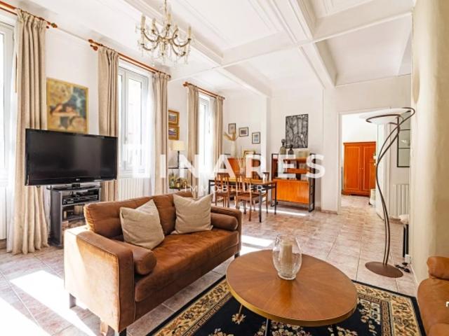 CLAY Appartement T4 de 104m² Cave 13001 THIERS