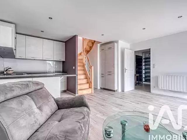 Claye Souilly 77410 Achat / Vente appartement 4 pièces t4 au dernier étage parking