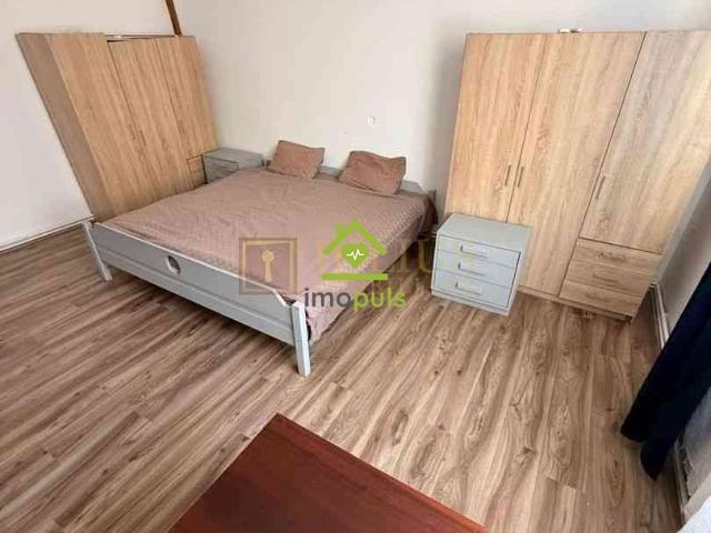 cladire istorica| Iosefin| 2 dormitoare| centrala proprie| camere inalte|